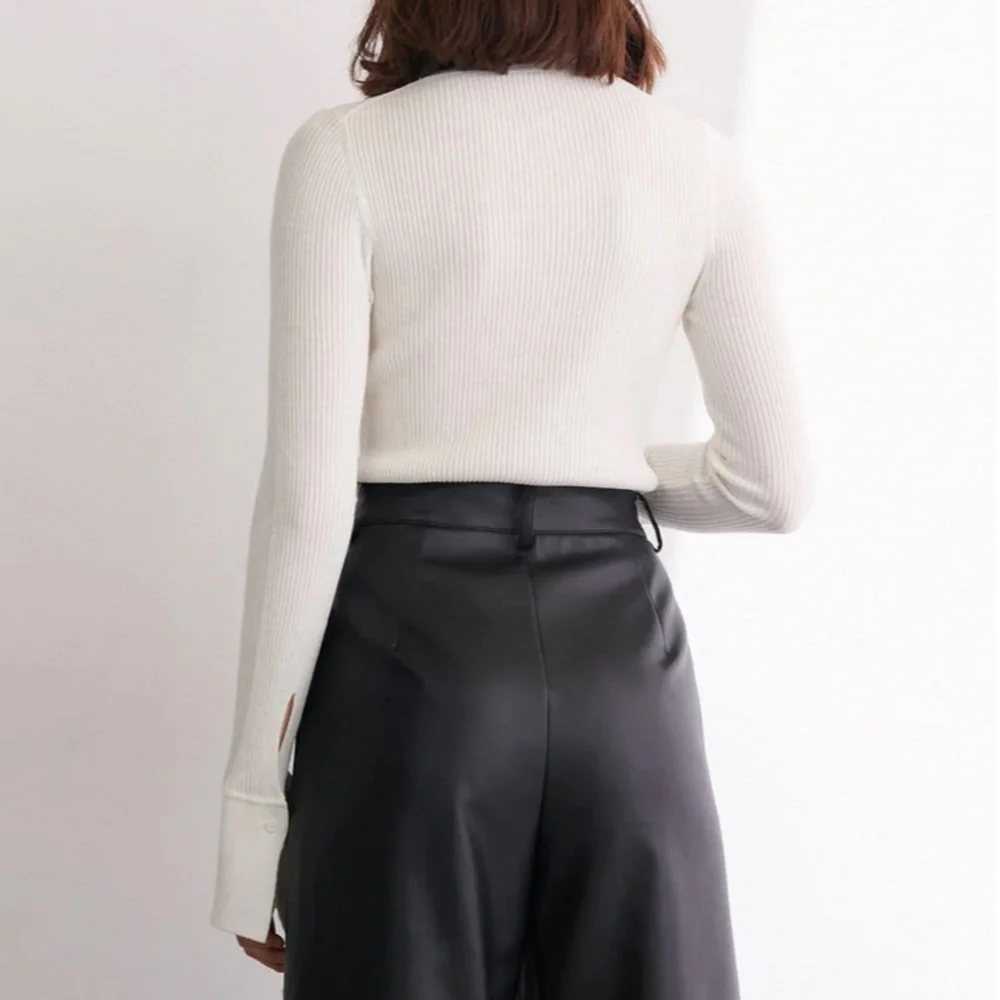 Jareth White Premium Wool Ribbed Sweater - Picture 4 of 4